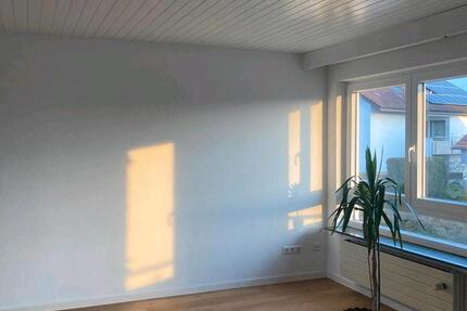 Wohnung Herrenberg - 2.5 Zimmer, 75 m&sup2;, 1.100&euro; | Angebot:25639869