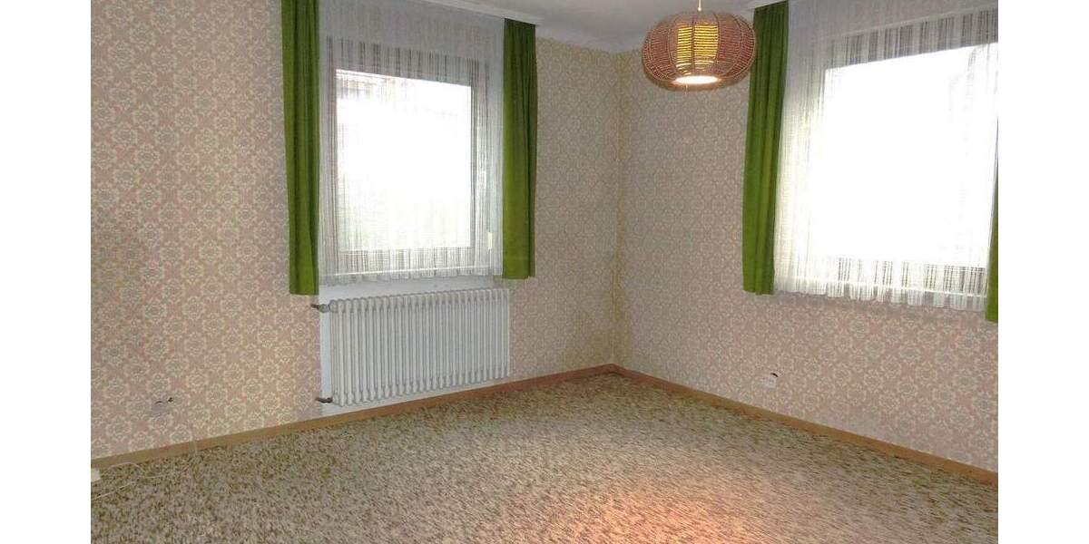 Einfamilienhaus Kirchheim unter Teck Ötlingen - 6 Zimmer, 160 m&sup2;, 420.000&euro; | Angebot:25881023