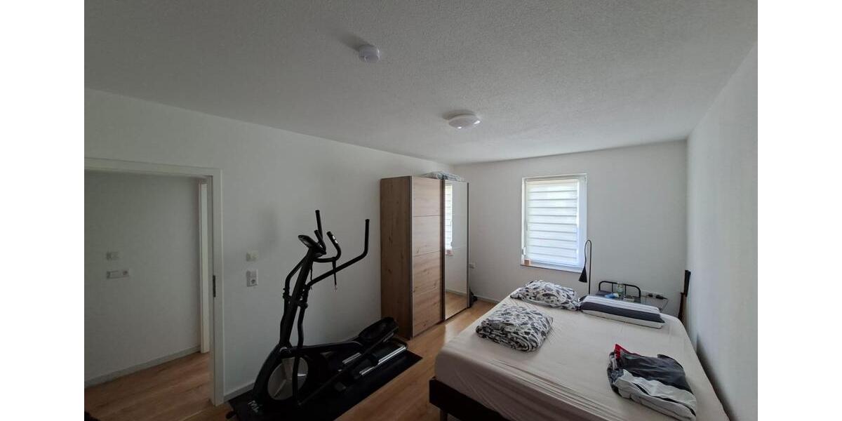 Erdgeschoßwohnung Hechingen - 4.5 Zimmer, 140 m&sup2;, 1.250&euro; | Angebot:27544032