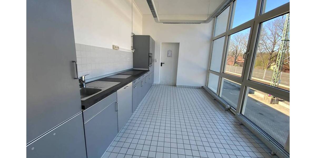 Gewerbeobjekt Sindelfingen Mitte - 18.960&euro; | Angebot:25704212