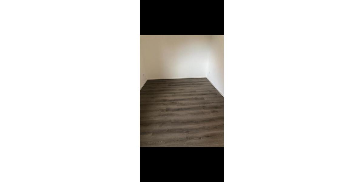 Etagenwohnung Rottenburg am Neckar - 3 Zimmer, 65 m&sup2;, 900&euro; | Angebot:27570570