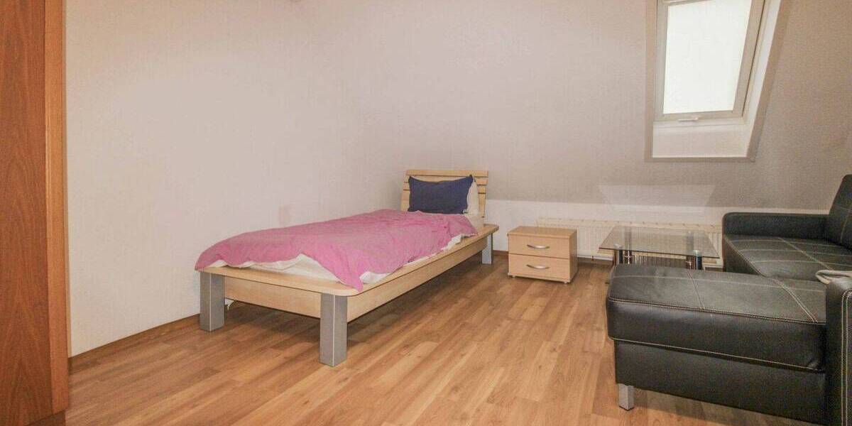 Mehrfamilienhaus, Wohnhaus Bisingen Wessingen - 8 Zimmer, 213 m&sup2;, 399.000&euro; | Angebot:26703676