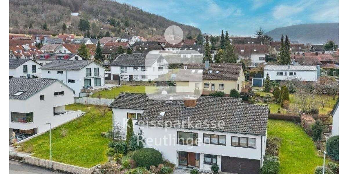 Einfamilienhaus Pfullingen - 5.5 Zimmer, 181 m&sup2;, 769.000&euro; | Angebot:25884135