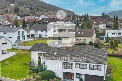 Haus Pfullingen - 5.5 Zimmer, 181 m&sup2;, 769.000&euro; | Angebot:25884135