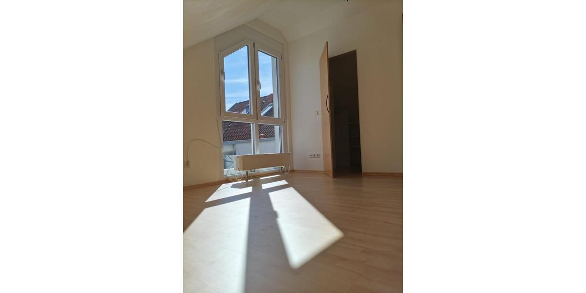 Maisonettenwohnung Wernau (Neckar) - 5.5 Zimmer, 99 m&sup2;, 439.000&euro; | Angebot:24845127