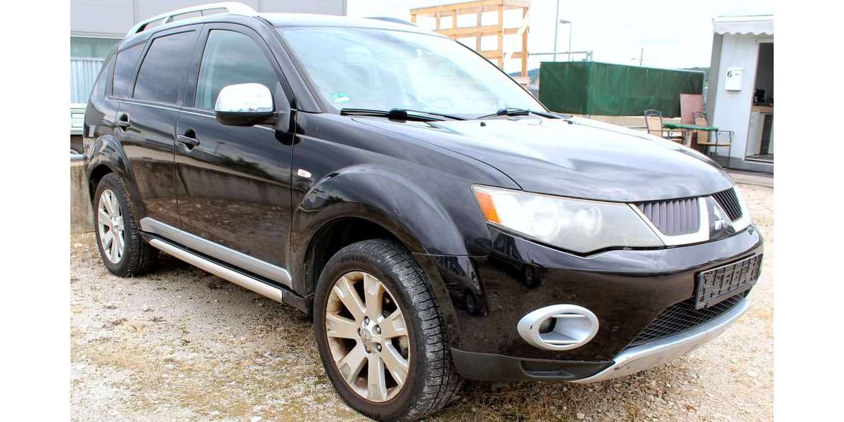 Mitsubishi Outlander 311.000 km 3.600 &euro; Metzingen 72555