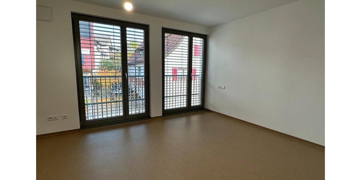 Dachgeschoßwohnung Rottenburg am Neckar - 2.5 Zimmer, 103 m&sup2;, 1.725&euro; | Angebot:25168059