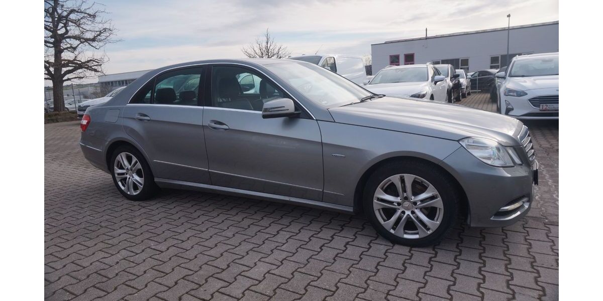 Mercedes-Benz E 220 240.000 km 8.650 &euro; Nufringen/Stuttgart 71154