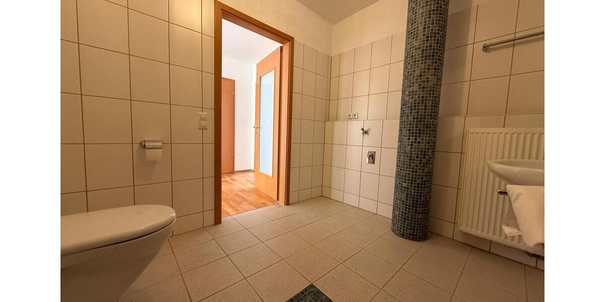 Etagenwohnung Tübingen Derendingen - 2 Zimmer, 86 m&sup2;, 1.500&euro; | Angebot:26603223