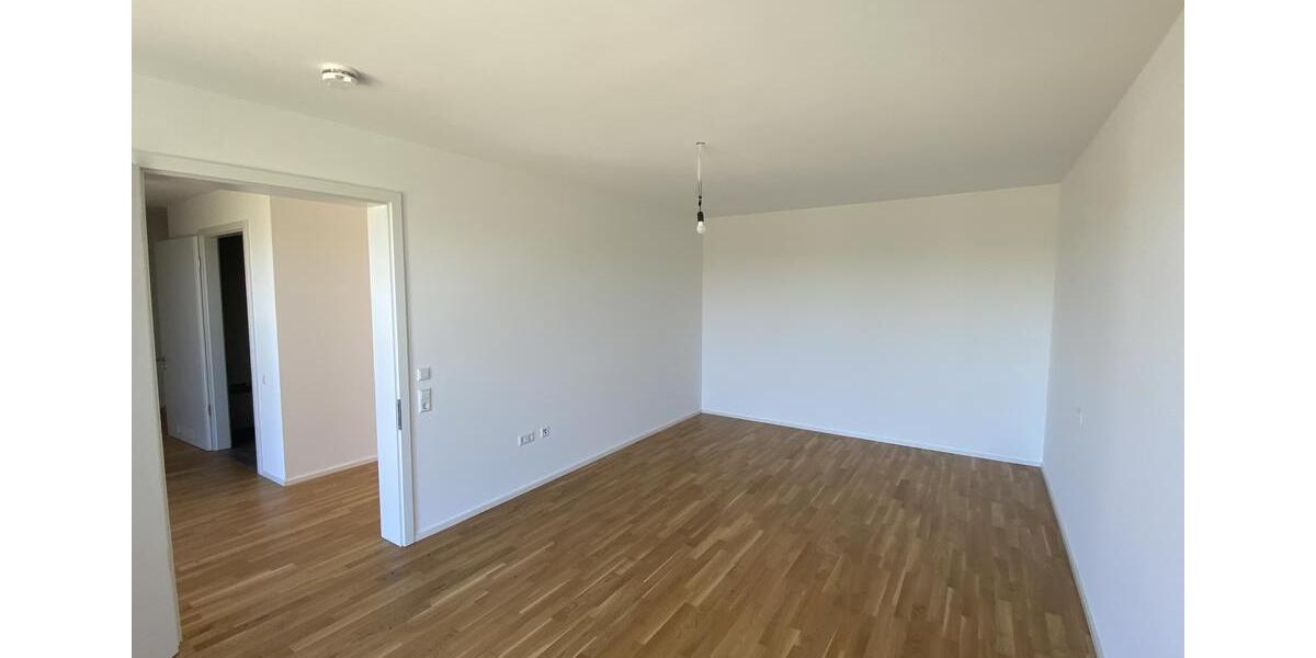 Etagenwohnung Rottenburg am Neckar - 2 Zimmer, 84 m&sup2;, 1.079&euro; | Angebot:15937506