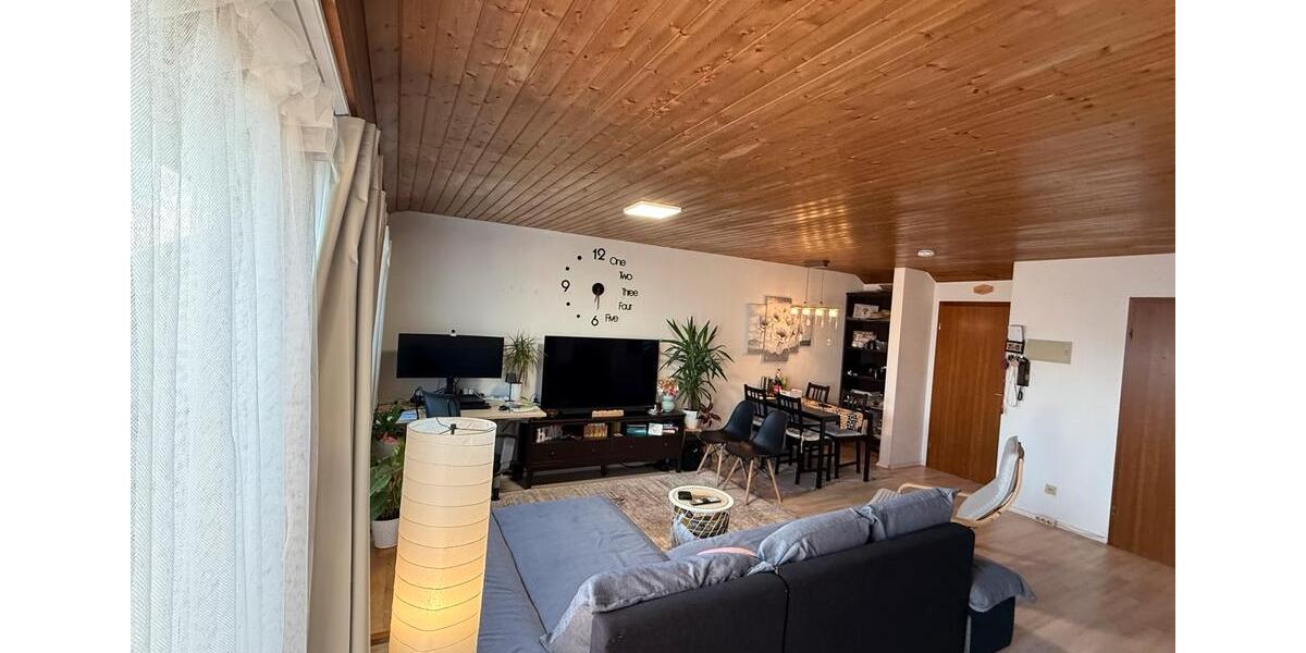 Dachgeschoßwohnung Schönaich - 3.5 Zimmer, 78 m&sup2;, 949&euro; | Angebot:26036237