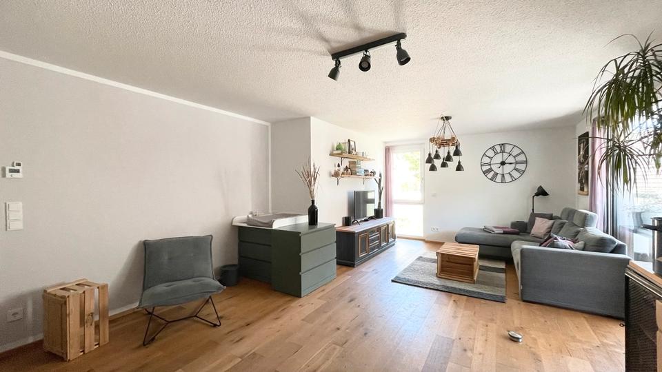 Etagenwohnung Waldenbuch - 2.5 Zimmer, 77 m&sup2;, 349.000&euro; | Angebot:27014492