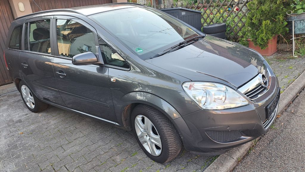 Opel Zafira 116.900 km 2.700 &euro; Münsingen 72525