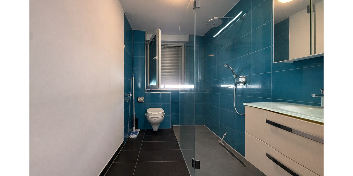 Mehrfamilienhaus, Wohnhaus Steinenbronn - 8 Zimmer, 233 m&sup2;, 949.000&euro; | Angebot:25704322