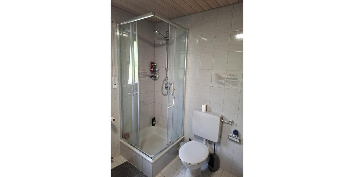 Erdgeschoßwohnung Dettenhausen - 3 Zimmer, 100 m&sup2;, 1.300&euro; | Angebot:27598188