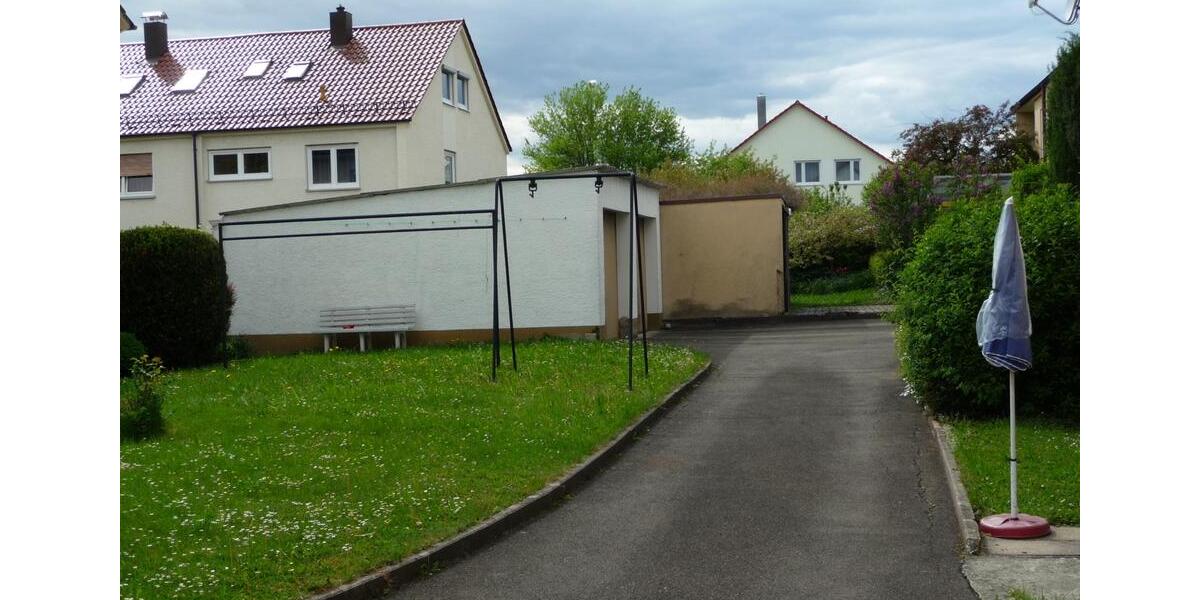 Hochparterre Altdorf - 3 Zimmer, 76 m&sup2;, 1.050&euro; | Angebot:26003069