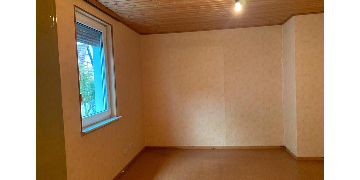 Einfamilienhaus Erkenbrechtsweiler - 199.000&euro; | Angebot:25615390