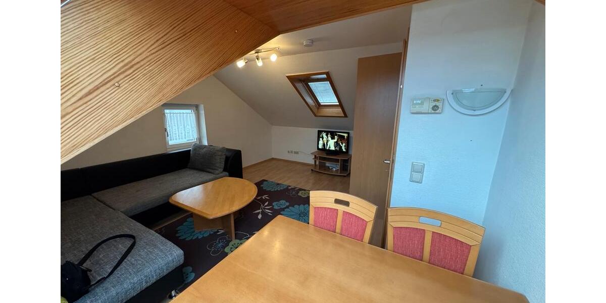 Dachgeschoßwohnung Plochingen - 2 Zimmer, 35 m&sup2;, 550&euro; | Angebot:26039064