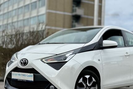 Toyota Aygo (X) 112.000 km 8.594 &euro; Reutlingen 72766