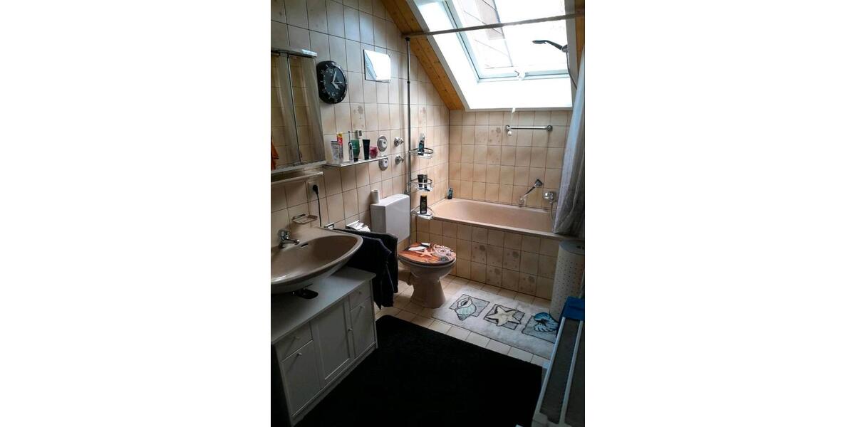 Etagenwohnung Ostfildern - 1 Zimmer, 15 m&sup2;, 280&euro; | Angebot:25872103