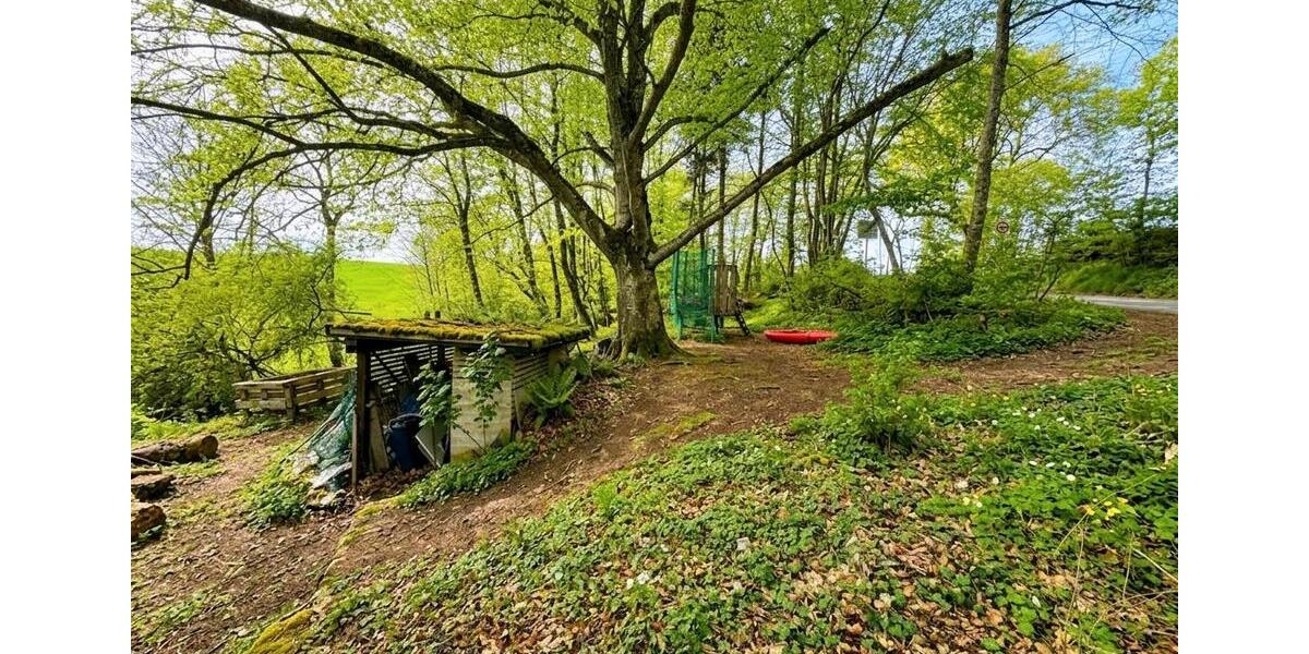 Einfamilienhaus Bad Urach - 7 Zimmer, 192 m&sup2;, 499.000&euro; | Angebot:25338654