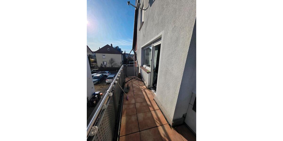 Etagenwohnung Köngen - 6 Zimmer, 120 m&sup2;, 2.000&euro; | Angebot:25923470