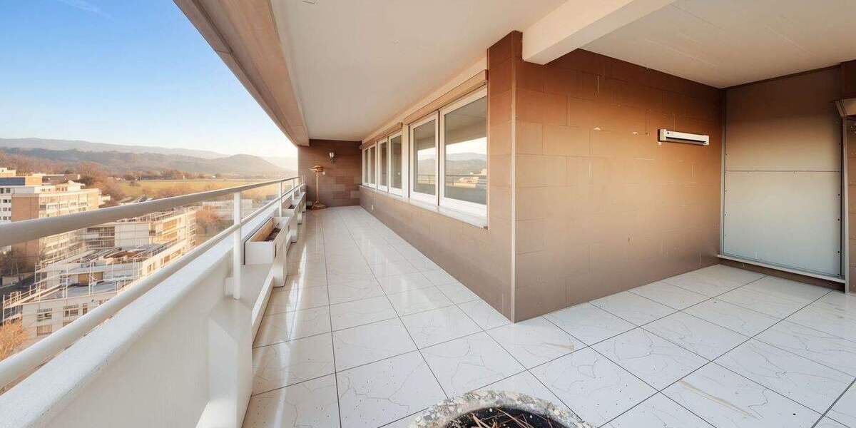 Etagenwohnung Metzingen - 6 Zimmer, 153 m&sup2;, 349.000&euro; | Angebot:25743287