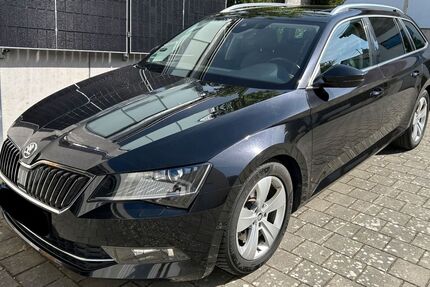 Skoda Superb 135.000 km 17.500 &euro; Reutlingen 72768