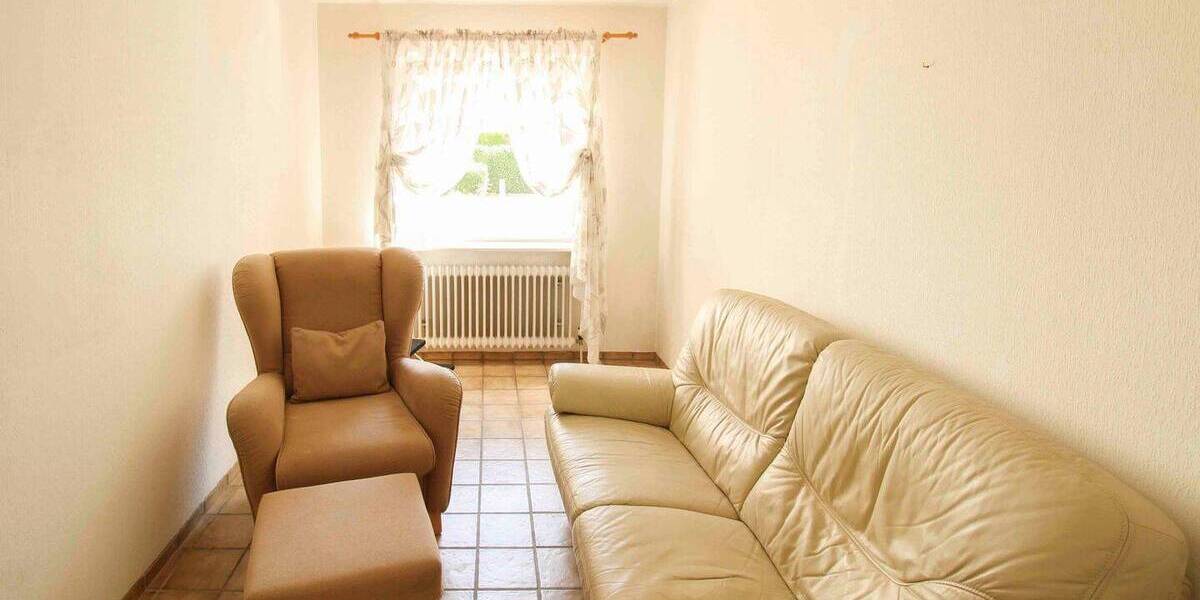 Etagenwohnung Reutlingen Innenstadt - 4 Zimmer, 129 m&sup2;, 359.000&euro; | Angebot:26094092