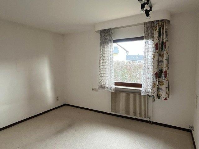 Einfamilienhaus Herrenberg - 3.5 Zimmer, 240 m&sup2;, 576.000&euro; | Angebot:26987397