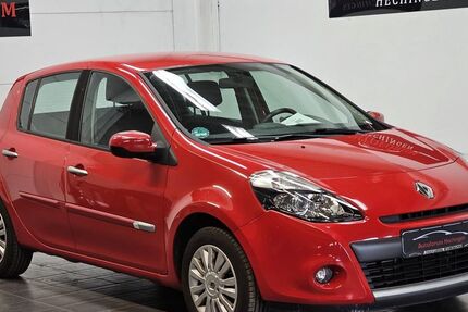 Renault Clio 64.000 km 4.990 &euro; Hechingen 72379