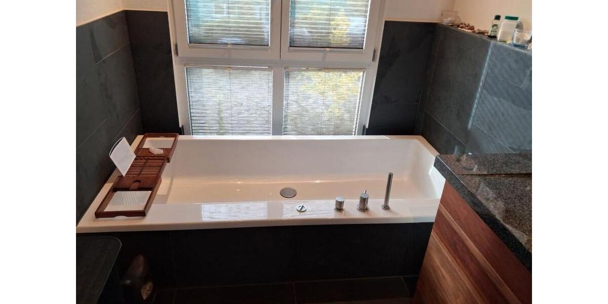 Provisionsfrei* Moderne Gewerbeimmobilie mit Büro, Wohnung und Halle - KfW 70, Solaranlage, hochwertige Ausstattung - Gewerbeobjekt Altdorf | Angebot:23812378