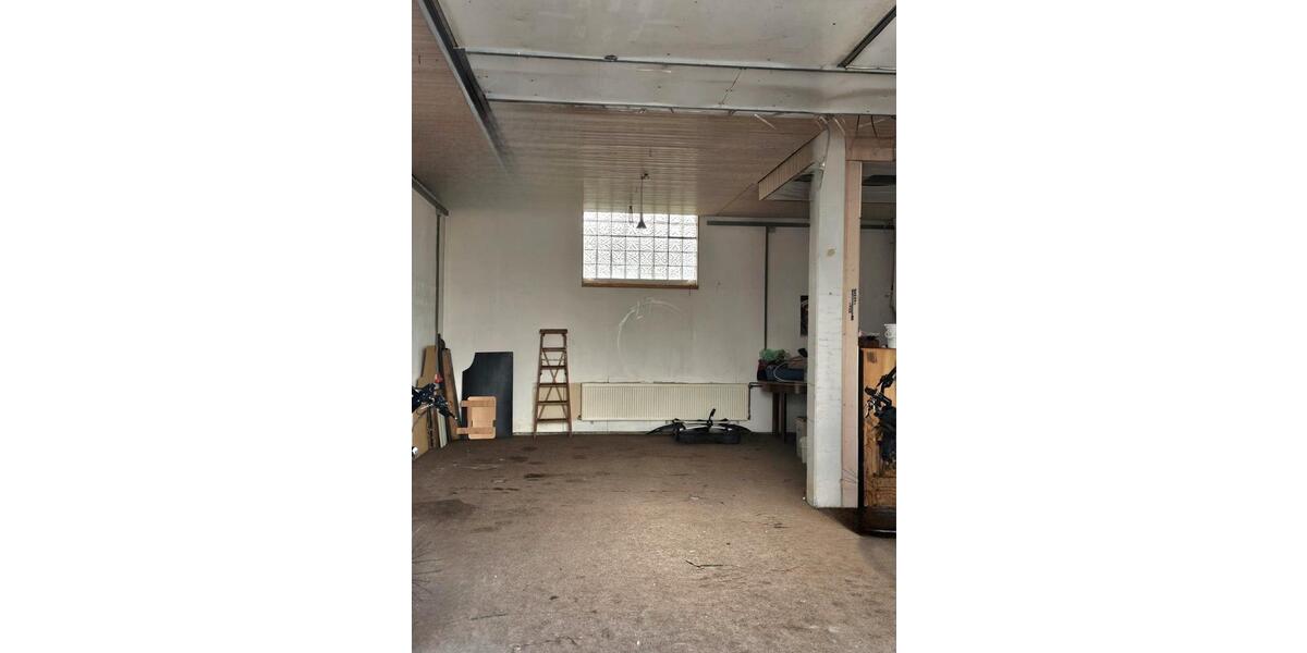 Einfamilienhaus Kirchheim unter Teck - 7.5 Zimmer, 219 m&sup2;, 650.000&euro; | Angebot:26049972