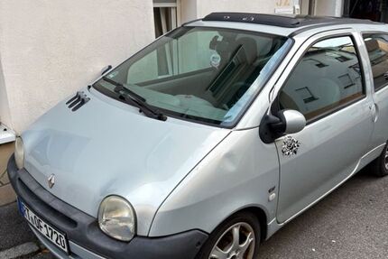 Renault Twingo 120.015 km 2.490 &euro; Bad Urach 72574