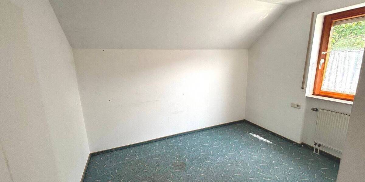 Etagenwohnung Reutlingen Gönningen - 6 Zimmer, 108 m&sup2;, 314.000&euro; | Angebot:25745081