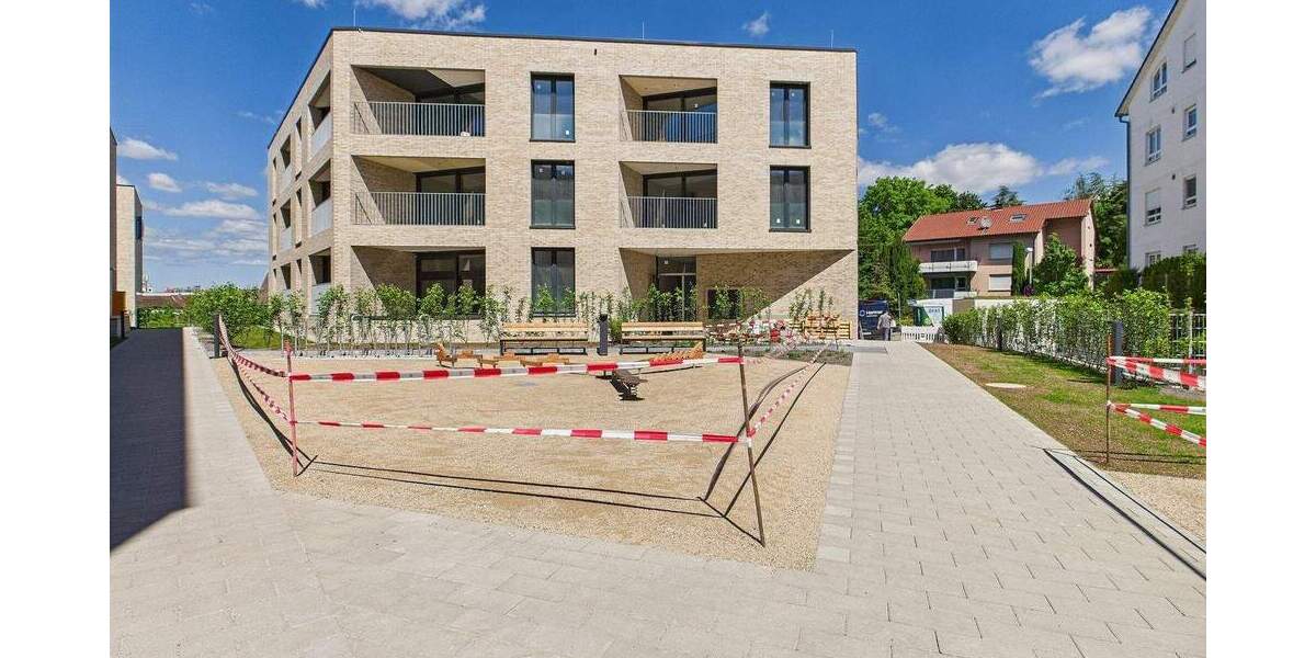 Etagenwohnung Sindelfingen Ost - 2 Zimmer, 60 m&sup2;, 1.280&euro; | Angebot:25676090
