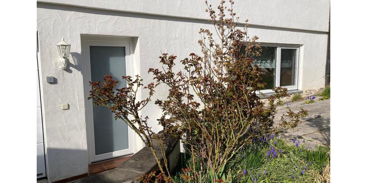 Etagenwohnung Gomaringen - 2 Zimmer, 50 m&sup2;, 600&euro; | Angebot:25945156