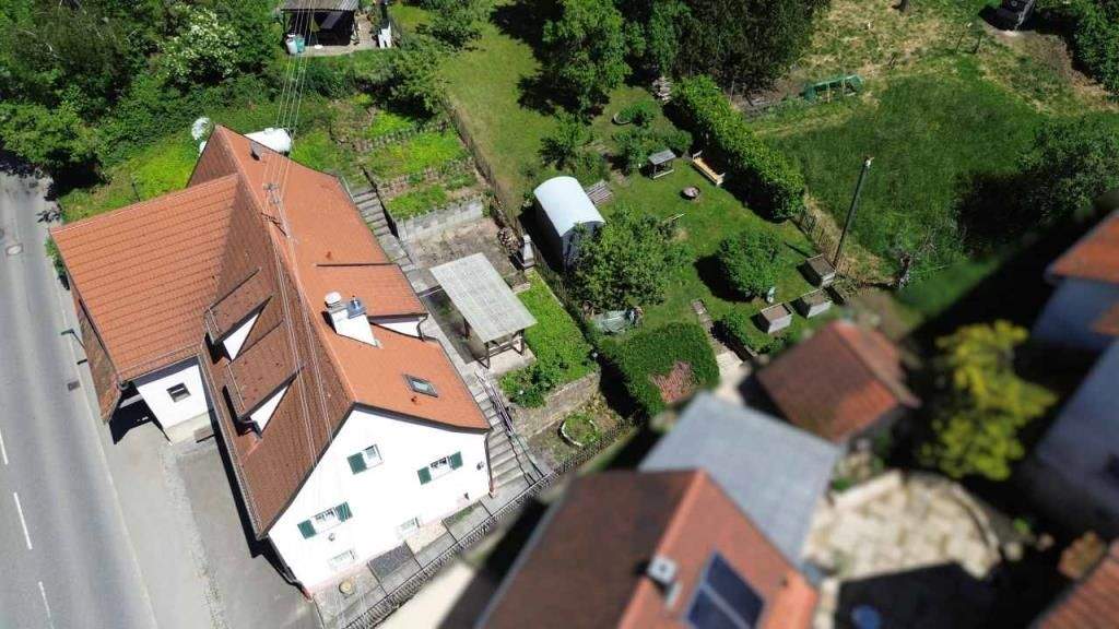 Einfamilienhaus Mössingen-Öschingen Öschingen - 6 Zimmer, 103 m&sup2;, 445.000&euro; | Angebot:25690131
