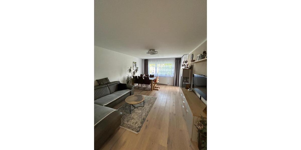Dachgeschoßwohnung Böblingen Dagersheim - 4 Zimmer, 89 m&sup2;, 350.000&euro; | Angebot:26808287