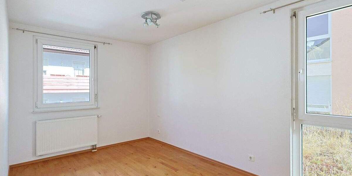 Doppelhaushälfte Nufringen - 6 Zimmer, 180 m&sup2;, 695.000&euro; | Angebot:25682126