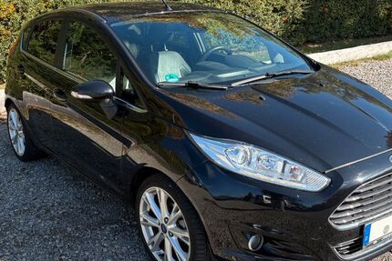 Ford Fiesta 160.248 km 4.999 &euro; Filderstadt 70794