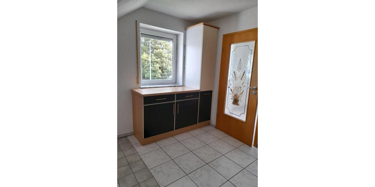 Dachgeschoßwohnung Engstingen - 3 Zimmer, 97 m&sup2;, 660&euro; | Angebot:25960849