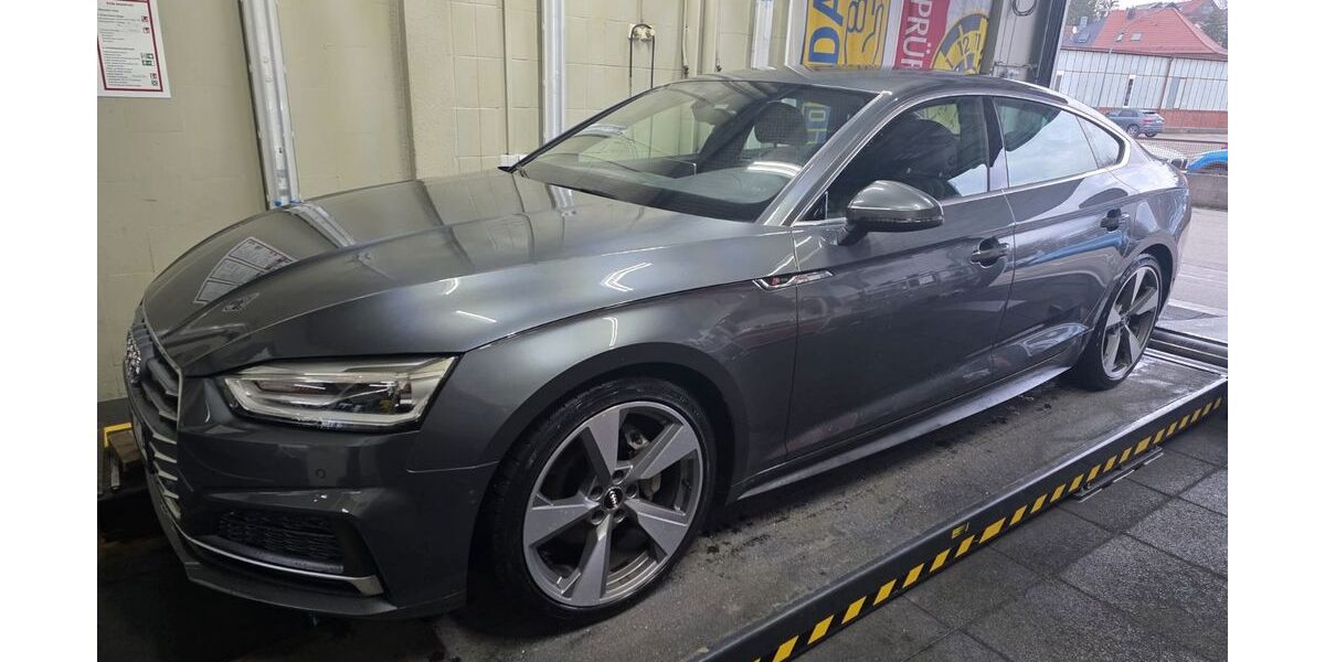 Audi A5 130.000 km 20.990 &euro; Neuhausen auf den Fildern 73765