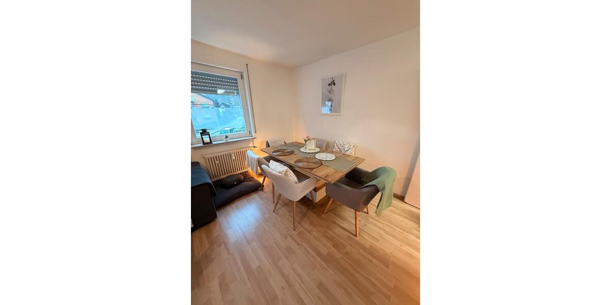 Hochparterre Sindelfingen Sindelfingen (Stadt) - 2 Zimmer, 65 m&sup2;, 1.100&euro; | Angebot:26024506