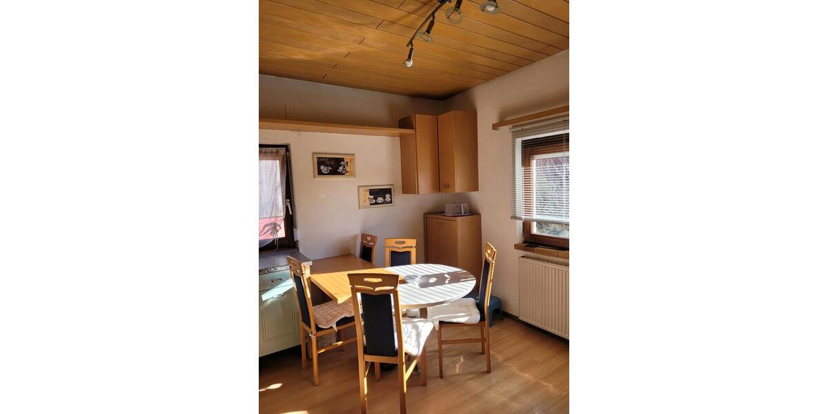 Mehrfamilienhaus, Wohnhaus Bisingen - 8 Zimmer, 202 m&sup2;, 321.000&euro; | Angebot:24801845