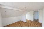 Einfamilienhaus Esslingen am Neckar Oberesslingen - 4.5 Zimmer, 140 m&sup2;, 1.995&euro; | Angebot:27623344