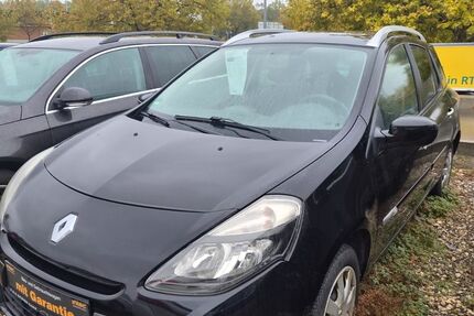 Renault Clio 144.000 km 2.490 &euro; Reutlingen 72766