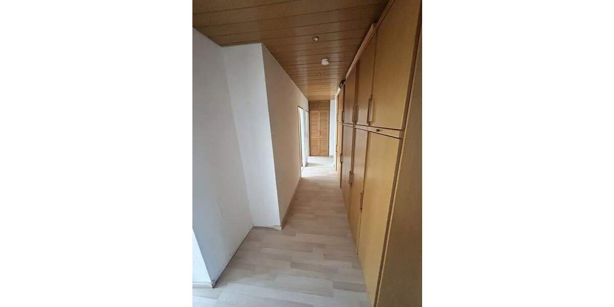 Etagenwohnung Herrenberg - 4 Zimmer, 96 m&sup2;, 330.000&euro; | Angebot:25712558