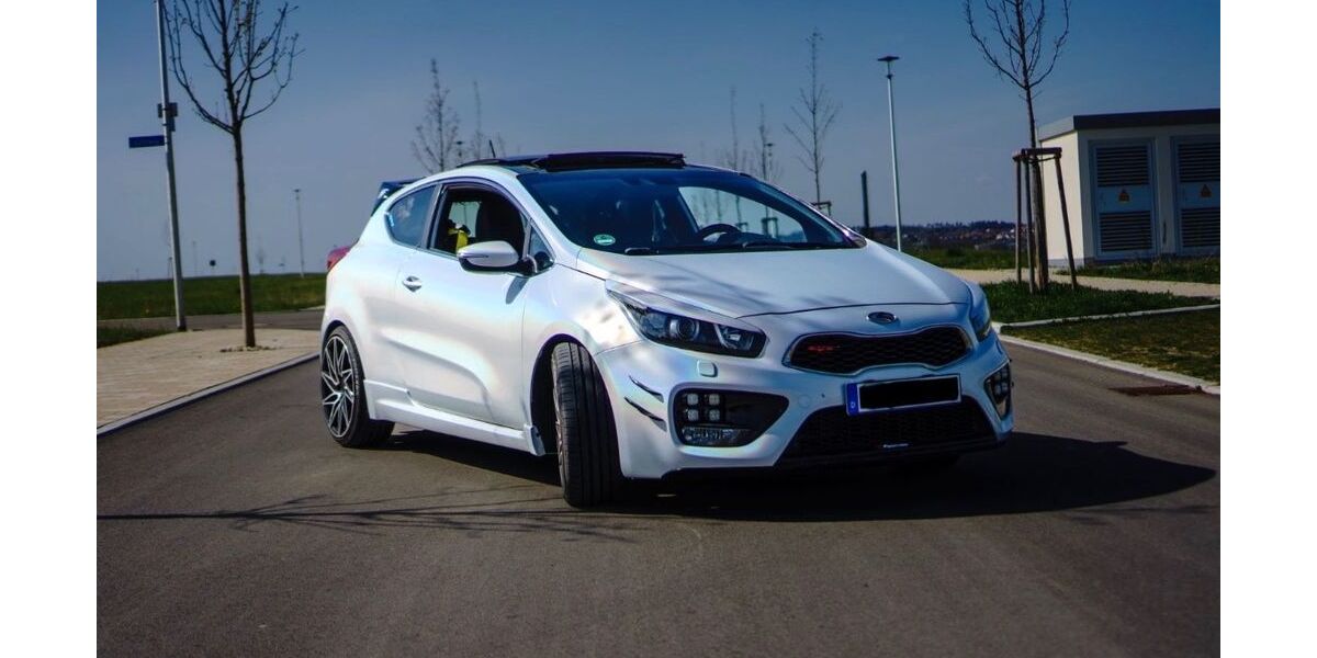 Kia pro ceed / ProCeed 130.000 km 10.000 &euro; Bisingen 72406