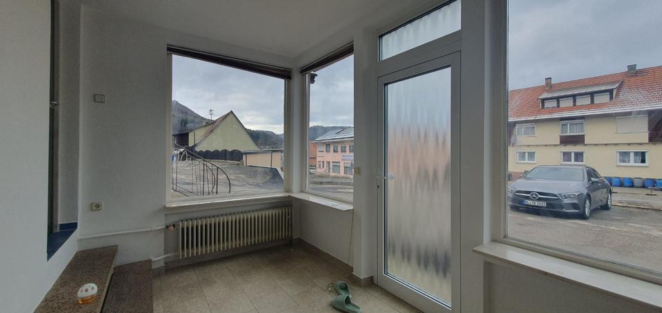 Erdgeschoßwohnung Burladingen - 3.5 Zimmer, 96 m&sup2;, 820&euro; | Angebot:25088759